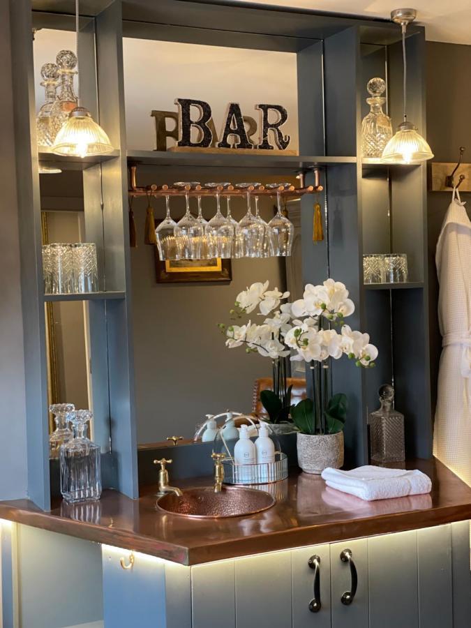 The Barth Room At Cheshire Boutique Barns Nantwich Exterior photo