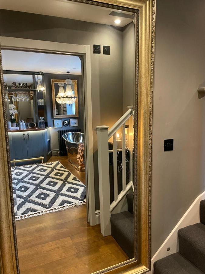 The Barth Room At Cheshire Boutique Barns Nantwich Exterior photo